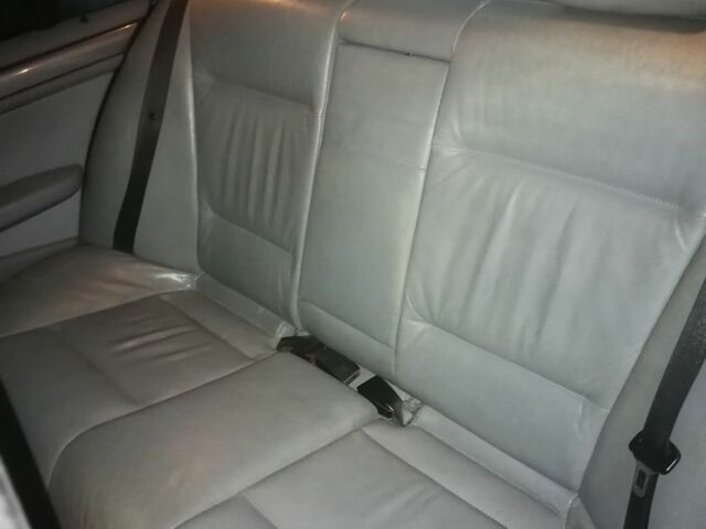 Синій БМВ 3 Серія, об'ємом двигуна 2 л та пробігом 300 тис. км за 5000 $, фото 2 на Automoto.ua