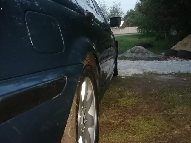 Синій БМВ 3 Серія, об'ємом двигуна 2 л та пробігом 300 тис. км за 5000 $, фото 7 на Automoto.ua