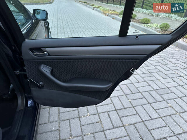 Синій БМВ 3 Серія, об'ємом двигуна 1.9 л та пробігом 300 тис. км за 3750 $, фото 18 на Automoto.ua