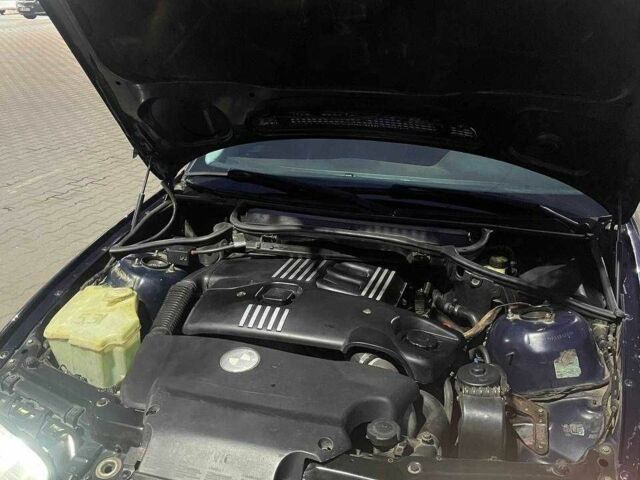 Синий БМВ 3 Серия, объемом двигателя 2 л и пробегом 280 тыс. км за 4600 $, фото 1 на Automoto.ua