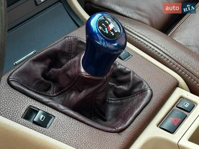 Синій БМВ 3 Серія, об'ємом двигуна 2 л та пробігом 432 тис. км за 4780 $, фото 11 на Automoto.ua