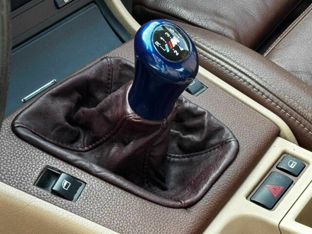 Синий БМВ 3 Серия, объемом двигателя 2 л и пробегом 432 тыс. км за 4780 $, фото 11 на Automoto.ua