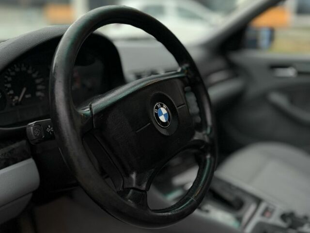 Синий БМВ 3 Серия, объемом двигателя 2 л и пробегом 370 тыс. км за 4599 $, фото 19 на Automoto.ua