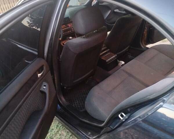 Синій БМВ 3 Серія, об'ємом двигуна 2.9 л та пробігом 447 тис. км за 4500 $, фото 5 на Automoto.ua