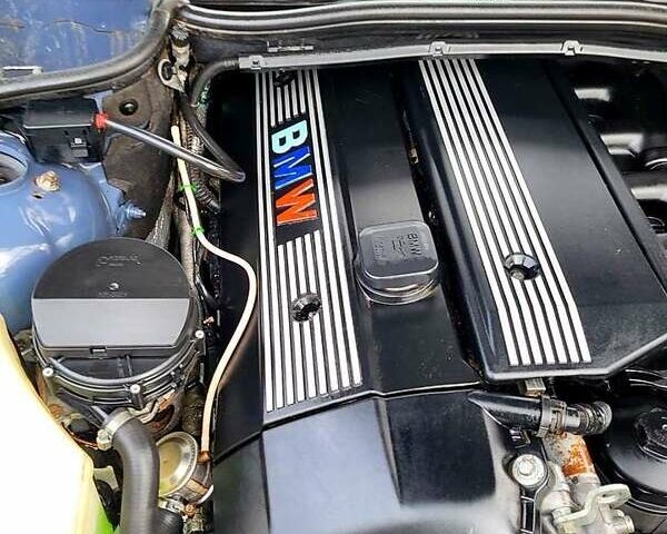 Синий БМВ 3 Серия, объемом двигателя 2.2 л и пробегом 380 тыс. км за 3700 $, фото 5 на Automoto.ua