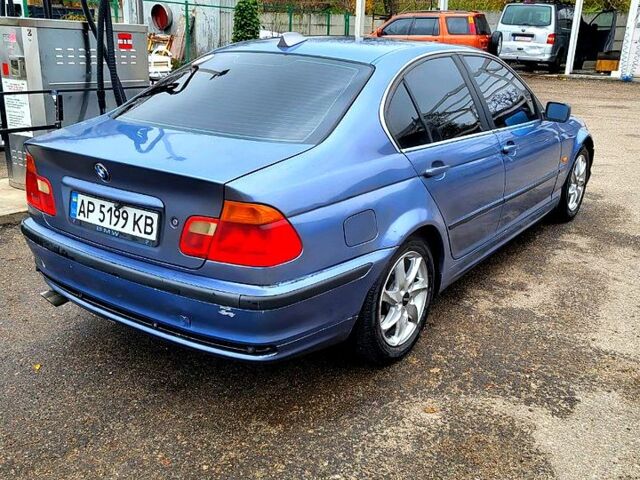 Синий БМВ 3 Серия, объемом двигателя 2.2 л и пробегом 380 тыс. км за 3700 $, фото 4 на Automoto.ua