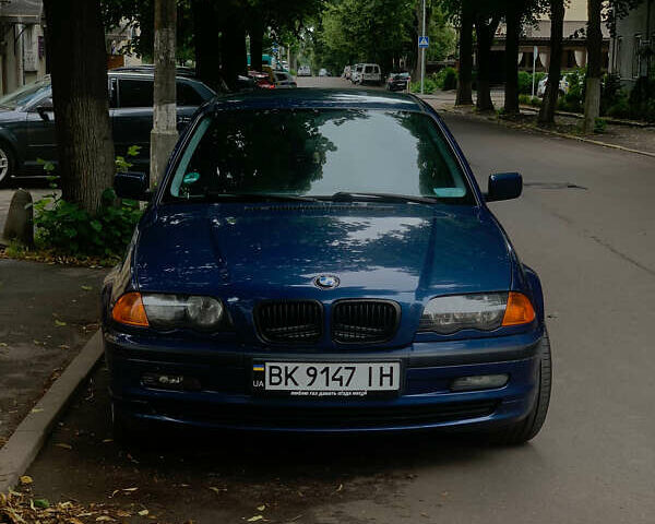 Синий БМВ 3 Серия, объемом двигателя 1.9 л и пробегом 330 тыс. км за 4999 $, фото 11 на Automoto.ua