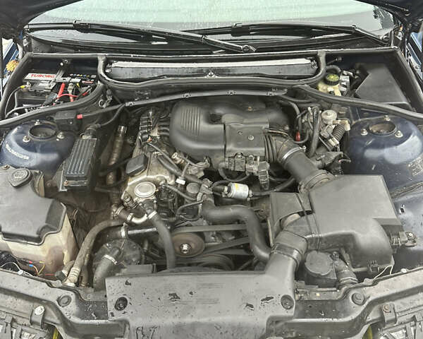 Синій БМВ 3 Серія, об'ємом двигуна 1.9 л та пробігом 323 тис. км за 3700 $, фото 10 на Automoto.ua