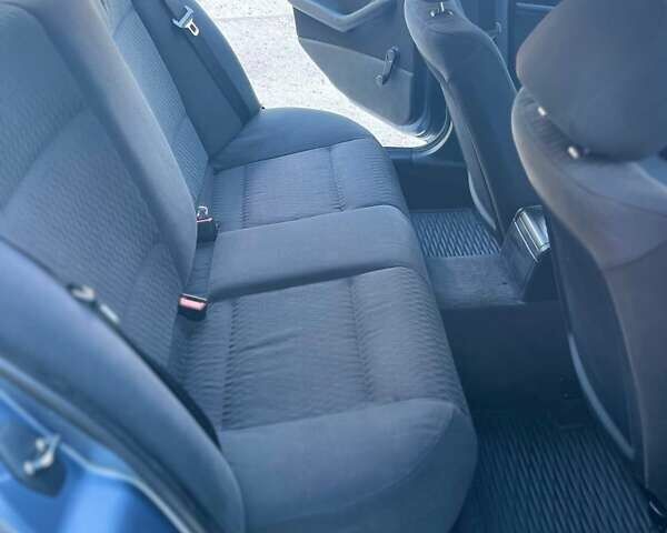 Синій БМВ 3 Серія, об'ємом двигуна 1.9 л та пробігом 300 тис. км за 5000 $, фото 20 на Automoto.ua