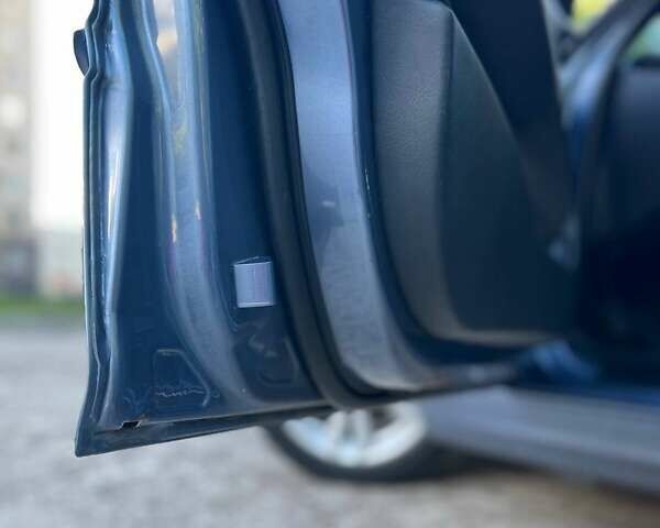 Синій БМВ 3 Серія, об'ємом двигуна 1.9 л та пробігом 300 тис. км за 5000 $, фото 15 на Automoto.ua