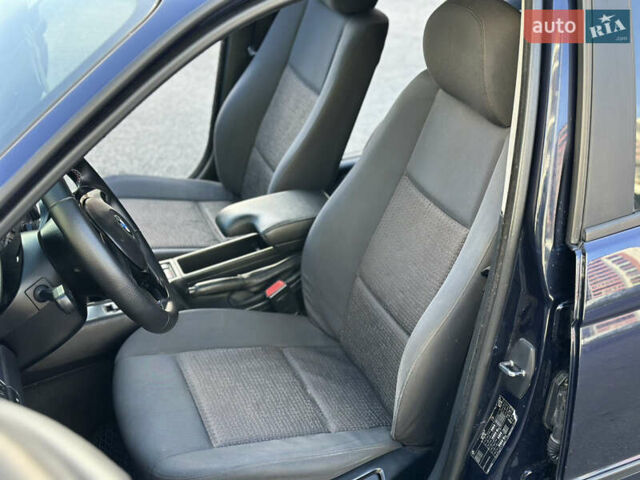 Синій БМВ 3 Серія, об'ємом двигуна 1.8 л та пробігом 250 тис. км за 4599 $, фото 24 на Automoto.ua