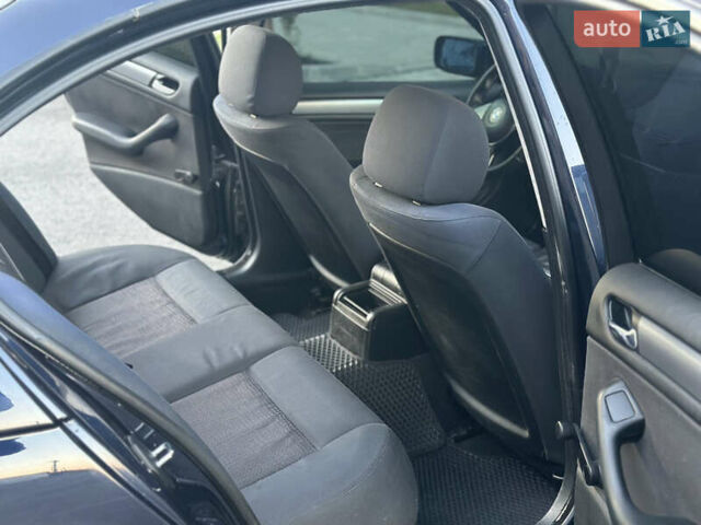 Синій БМВ 3 Серія, об'ємом двигуна 1.8 л та пробігом 250 тис. км за 4799 $, фото 24 на Automoto.ua