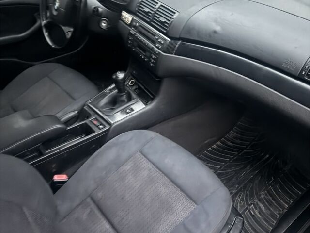 Синий БМВ 3 Серия, объемом двигателя 2 л и пробегом 350 тыс. км за 2900 $, фото 4 на Automoto.ua