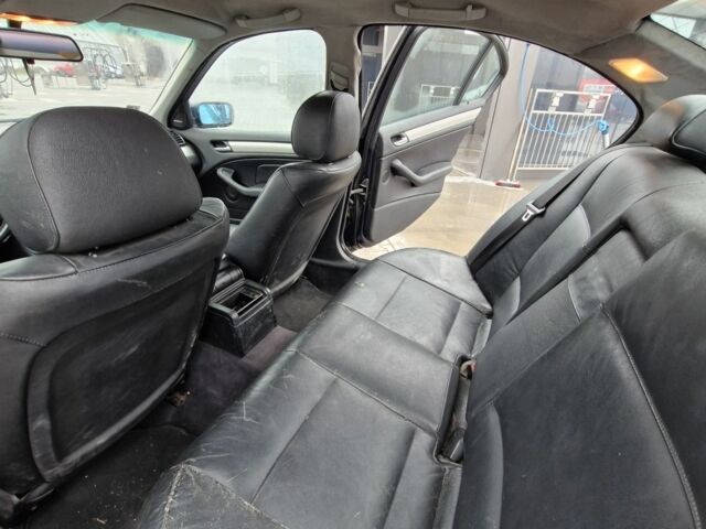 Синій БМВ 3 Серія, об'ємом двигуна 2 л та пробігом 250 тис. км за 3000 $, фото 9 на Automoto.ua