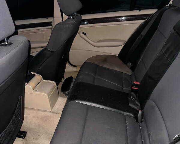 Синий БМВ 3 Серия, объемом двигателя 2 л и пробегом 200 тыс. км за 2335 $, фото 4 на Automoto.ua