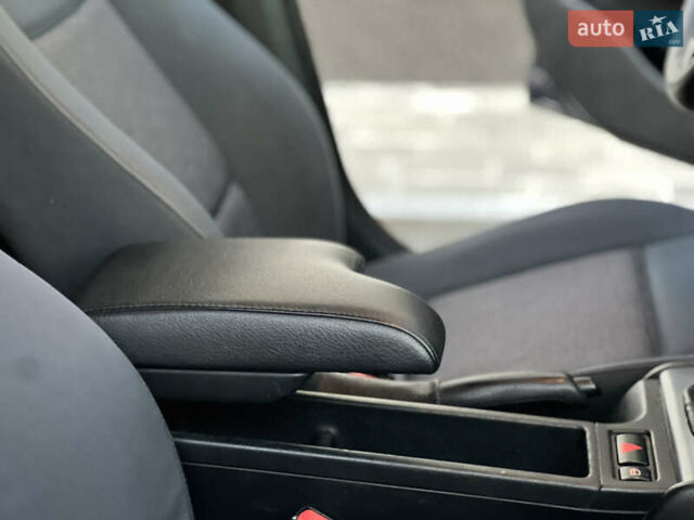 Синий БМВ 3 Серия, объемом двигателя 1.8 л и пробегом 250 тыс. км за 4399 $, фото 77 на Automoto.ua