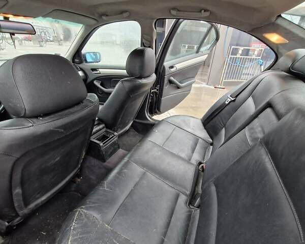 Синій БМВ 3 Серія, об'ємом двигуна 2 л та пробігом 150 тис. км за 3000 $, фото 11 на Automoto.ua