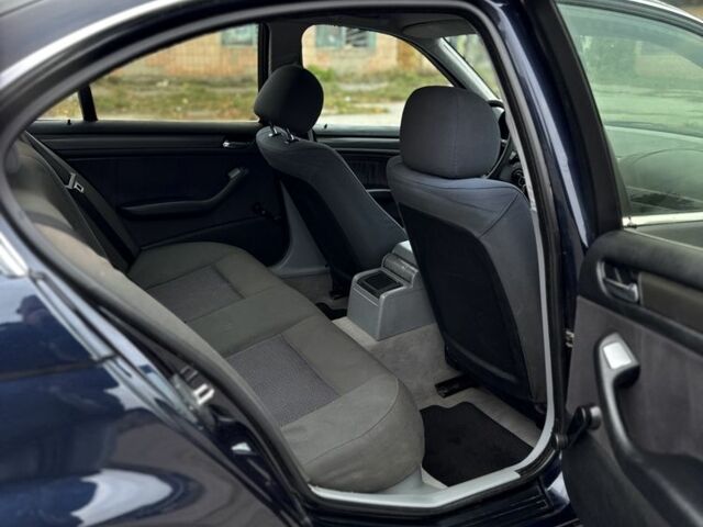 Синій БМВ 3 Серія, об'ємом двигуна 2 л та пробігом 320 тис. км за 4750 $, фото 12 на Automoto.ua