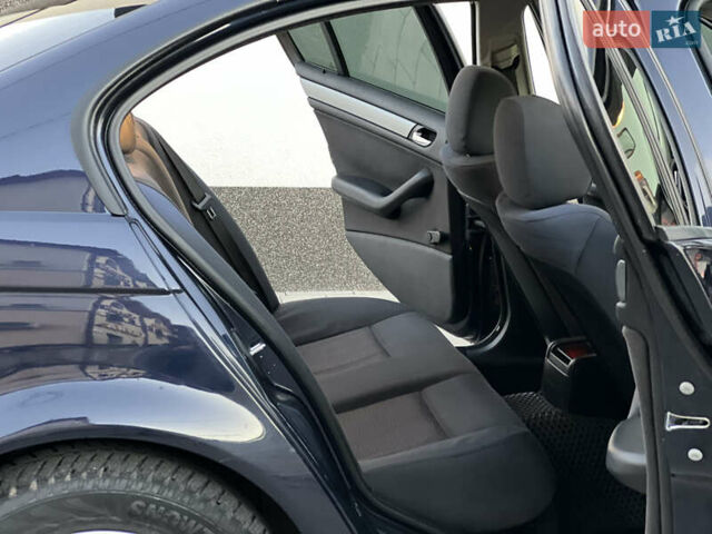 Синий БМВ 3 Серия, объемом двигателя 1.8 л и пробегом 250 тыс. км за 4399 $, фото 88 на Automoto.ua