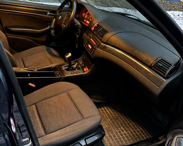 Синий БМВ 3 Серия, объемом двигателя 1.8 л и пробегом 330 тыс. км за 3500 $, фото 14 на Automoto.ua