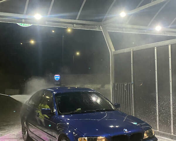 Синій БМВ 3 Серія, об'ємом двигуна 1.8 л та пробігом 323 тис. км за 4799 $, фото 4 на Automoto.ua