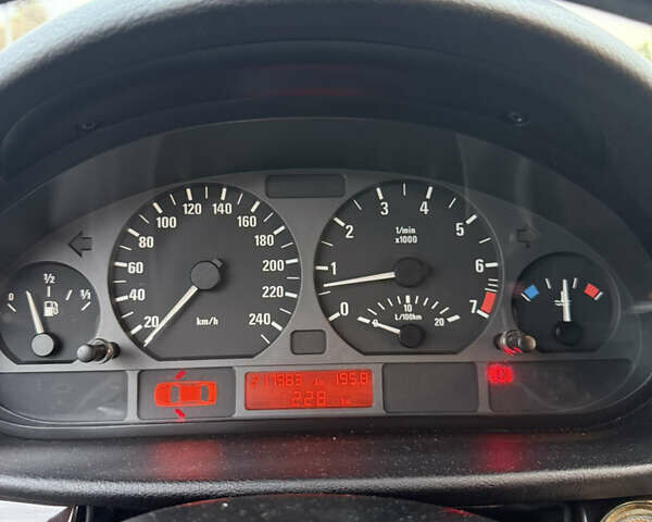 Синій БМВ 3 Серія, об'ємом двигуна 2.17 л та пробігом 218 тис. км за 6200 $, фото 8 на Automoto.ua