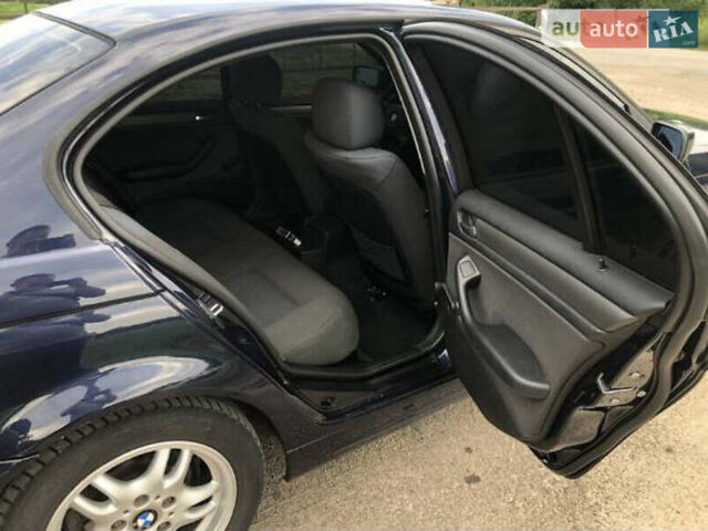 Синий БМВ 3 Серия, объемом двигателя 1.8 л и пробегом 240 тыс. км за 6300 $, фото 1 на Automoto.ua