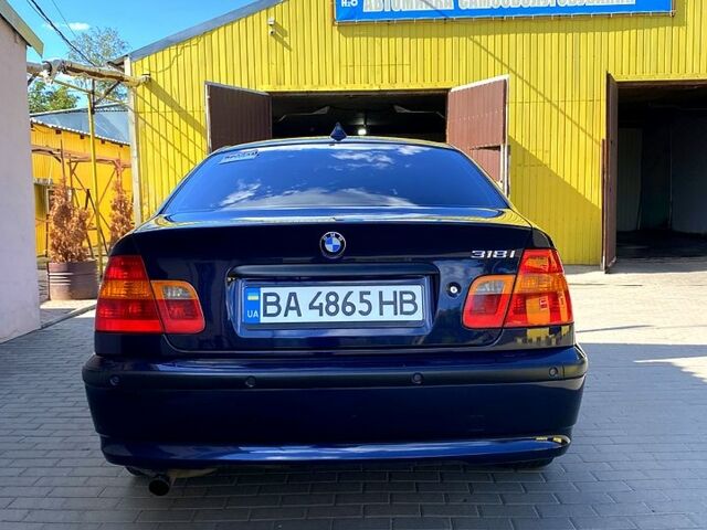 Синий БМВ 3 Серия, объемом двигателя 2 л и пробегом 266 тыс. км за 5000 $, фото 4 на Automoto.ua