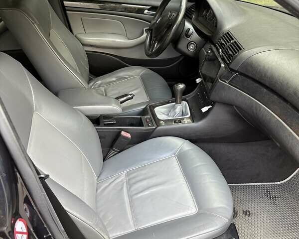 Синий БМВ 3 Серия, объемом двигателя 1.8 л и пробегом 235 тыс. км за 4800 $, фото 4 на Automoto.ua