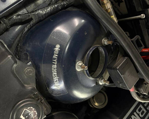 Синій БМВ 3 Серія, об'ємом двигуна 2 л та пробігом 300 тис. км за 6999 $, фото 20 на Automoto.ua