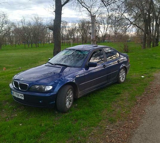 Синій БМВ 3 Серія, об'ємом двигуна 2 л та пробігом 305 тис. км за 4999 $, фото 1 на Automoto.ua