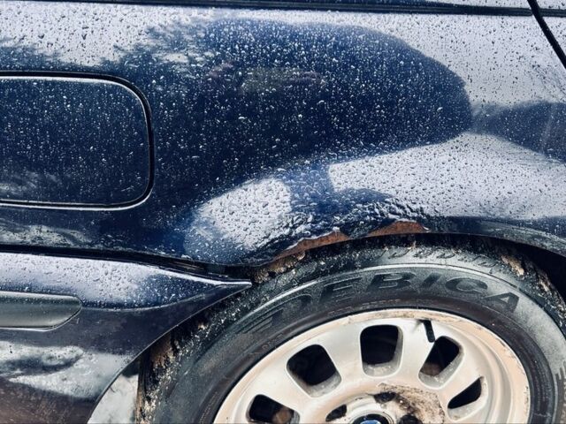 Синий БМВ 3 Серия, объемом двигателя 0 л и пробегом 300 тыс. км за 5878 $, фото 17 на Automoto.ua