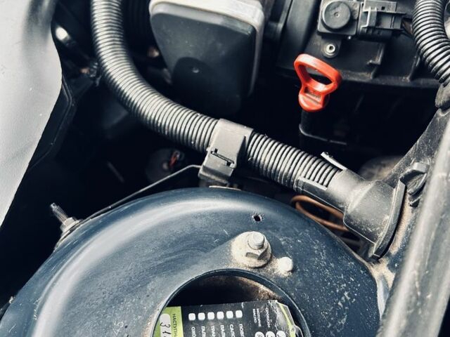 Синий БМВ 3 Серия, объемом двигателя 0 л и пробегом 300 тыс. км за 5878 $, фото 6 на Automoto.ua