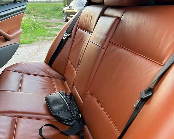 Синий БМВ 3 Серия, объемом двигателя 2.2 л и пробегом 335 тыс. км за 7700 $, фото 9 на Automoto.ua