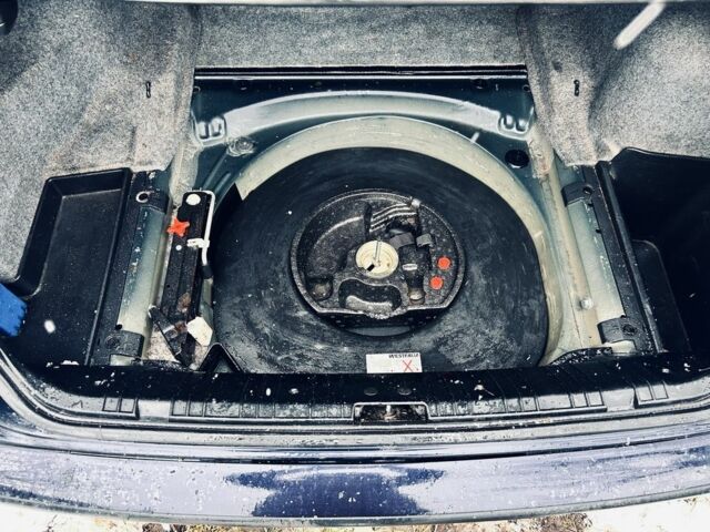 Синий БМВ 3 Серия, объемом двигателя 0 л и пробегом 300 тыс. км за 5878 $, фото 12 на Automoto.ua