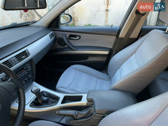 Синій БМВ 3 Серія, об'ємом двигуна 2 л та пробігом 187 тис. км за 6500 $, фото 30 на Automoto.ua