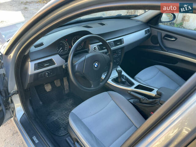 Синій БМВ 3 Серія, об'ємом двигуна 2 л та пробігом 187 тис. км за 6500 $, фото 24 на Automoto.ua