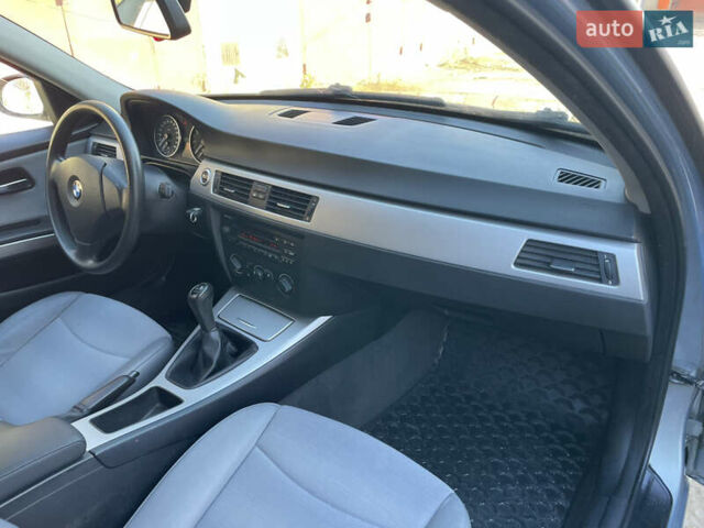 Синій БМВ 3 Серія, об'ємом двигуна 2 л та пробігом 187 тис. км за 6500 $, фото 35 на Automoto.ua