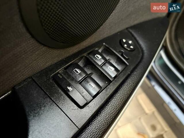 Синий БМВ 3 Серия, объемом двигателя 2 л и пробегом 309 тыс. км за 5999 $, фото 35 на Automoto.ua