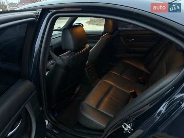 Синій БМВ 3 Серія, об'ємом двигуна 2 л та пробігом 300 тис. км за 3550 $, фото 1 на Automoto.ua