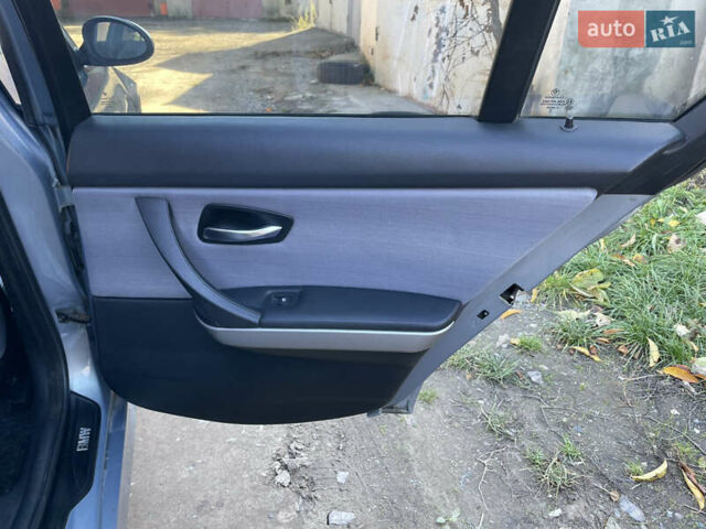 Синій БМВ 3 Серія, об'ємом двигуна 2 л та пробігом 187 тис. км за 6500 $, фото 32 на Automoto.ua