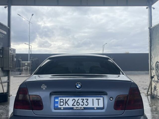 БМВ 3 Серия 2005 в Ровно на Automoto.ua Синий БМВ 3 Серия, объемом двигателя 1.8 л и пробегом 192 тыс. км за 4500 $, фото 1 на Automoto.ua