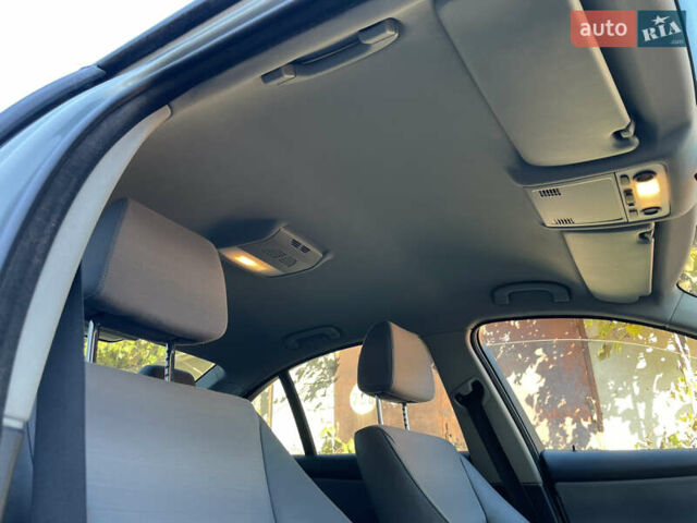 Синій БМВ 3 Серія, об'ємом двигуна 2 л та пробігом 187 тис. км за 6500 $, фото 37 на Automoto.ua