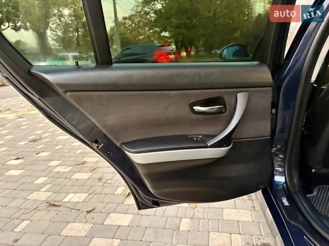 Синий БМВ 3 Серия, объемом двигателя 2 л и пробегом 309 тыс. км за 5999 $, фото 52 на Automoto.ua