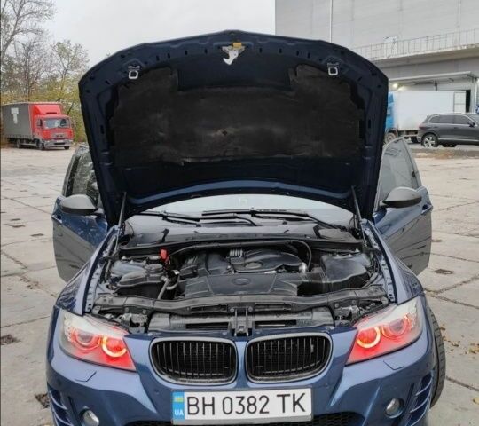 Синий БМВ 3 Серия, объемом двигателя 2 л и пробегом 122 тыс. км за 8500 $, фото 3 на Automoto.ua