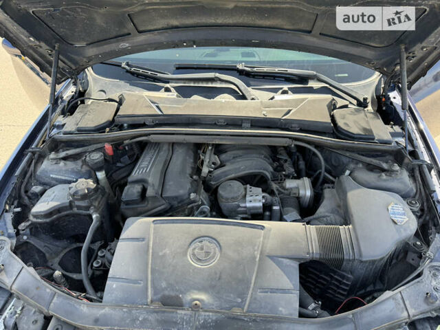 Синий БМВ 3 Серия, объемом двигателя 2 л и пробегом 185 тыс. км за 6500 $, фото 5 на Automoto.ua