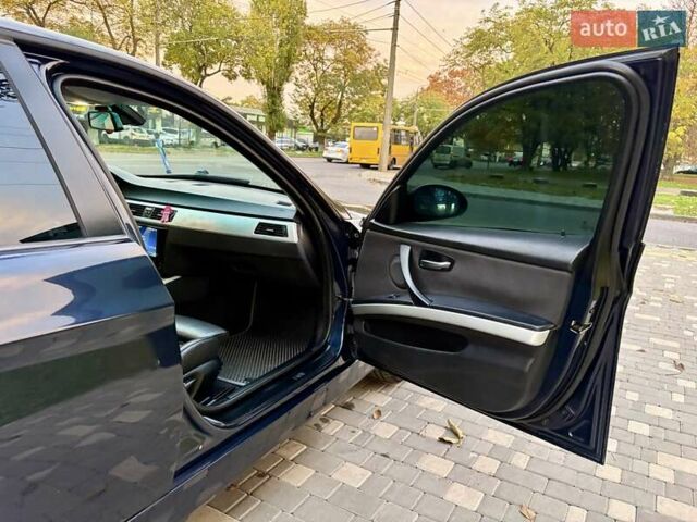 Синий БМВ 3 Серия, объемом двигателя 2 л и пробегом 309 тыс. км за 5999 $, фото 41 на Automoto.ua