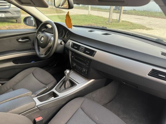 Синій БМВ 3 Серія, об'ємом двигуна 2 л та пробігом 240 тис. км за 6800 $, фото 13 на Automoto.ua