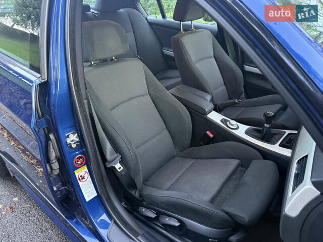 Синий БМВ 3 Серия, объемом двигателя 3 л и пробегом 136 тыс. км за 15000 $, фото 20 на Automoto.ua