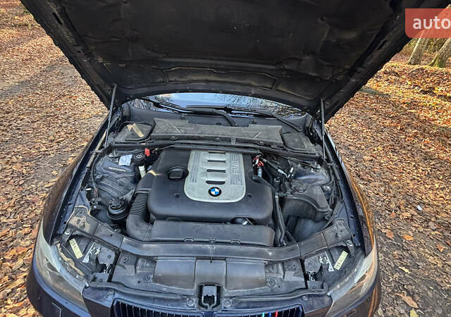 Синий БМВ 3 Серия, объемом двигателя 2.99 л и пробегом 304 тыс. км за 12500 $, фото 22 на Automoto.ua